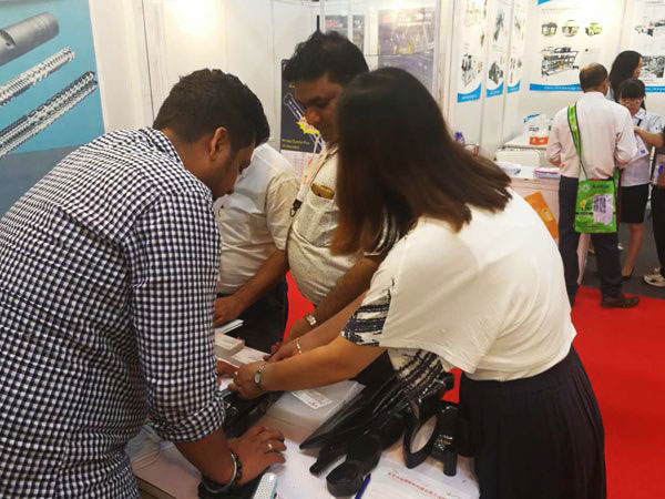 公司參加國內外展會