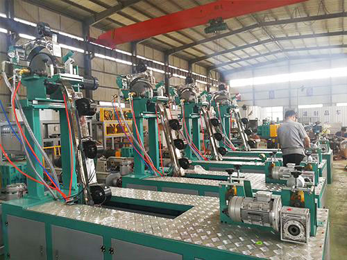 高速迷宮式滴灌帶生產線