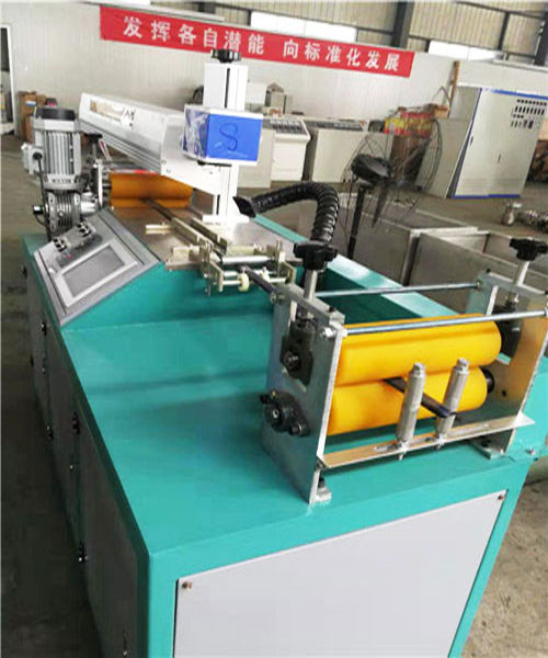 微喷带激光打孔机（jī）